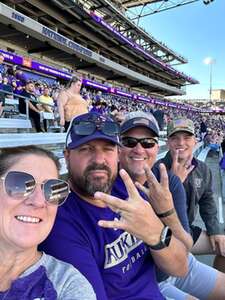 Washington Huskies - NCAA Football vs Tulsa Golden Hurricane