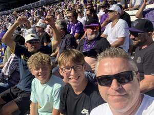 Washington Huskies - NCAA Football vs Tulsa Golden Hurricane