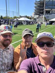 Washington Huskies - NCAA Football vs Tulsa Golden Hurricane