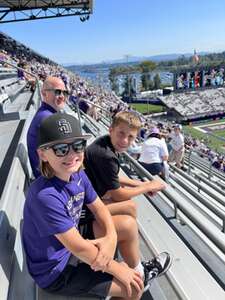Washington Huskies - NCAA Football vs Tulsa Golden Hurricane