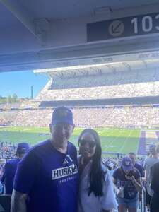 Washington Huskies - NCAA Football vs Tulsa Golden Hurricane