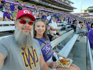 Washington Huskies - NCAA Football vs Tulsa Golden Hurricane