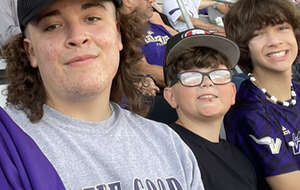 Washington Huskies - NCAA Football vs Tulsa Golden Hurricane