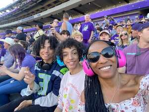 Washington Huskies - NCAA Football vs Tulsa Golden Hurricane