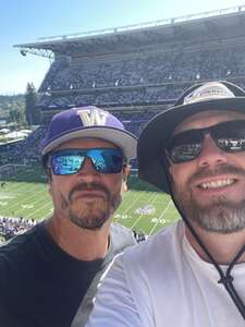 Washington Huskies - NCAA Football vs Tulsa Golden Hurricane