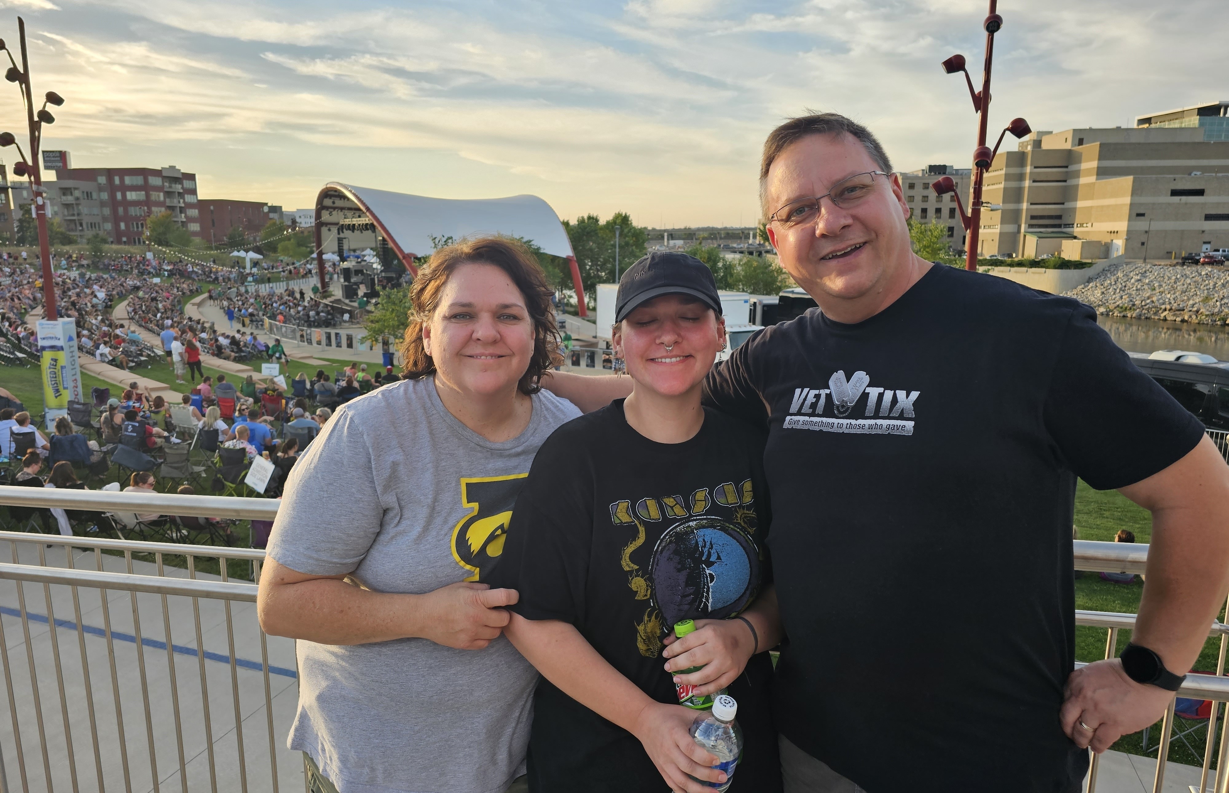 Gin Blossoms and Sugar Ray With Special Guests Tonic and Fastball