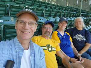 Milwaukee Brewers - MLB vs Chicago Cubs