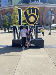 Milwaukee Brewers - MLB vs Chicago Cubs