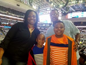 Dallas Mavericks vs. New Orleans Pelicans - NBA