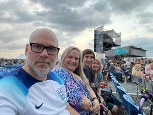 Brit Floyd