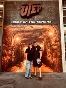 Texas-El Paso Miners - NCAA Football vs Liberty Flames