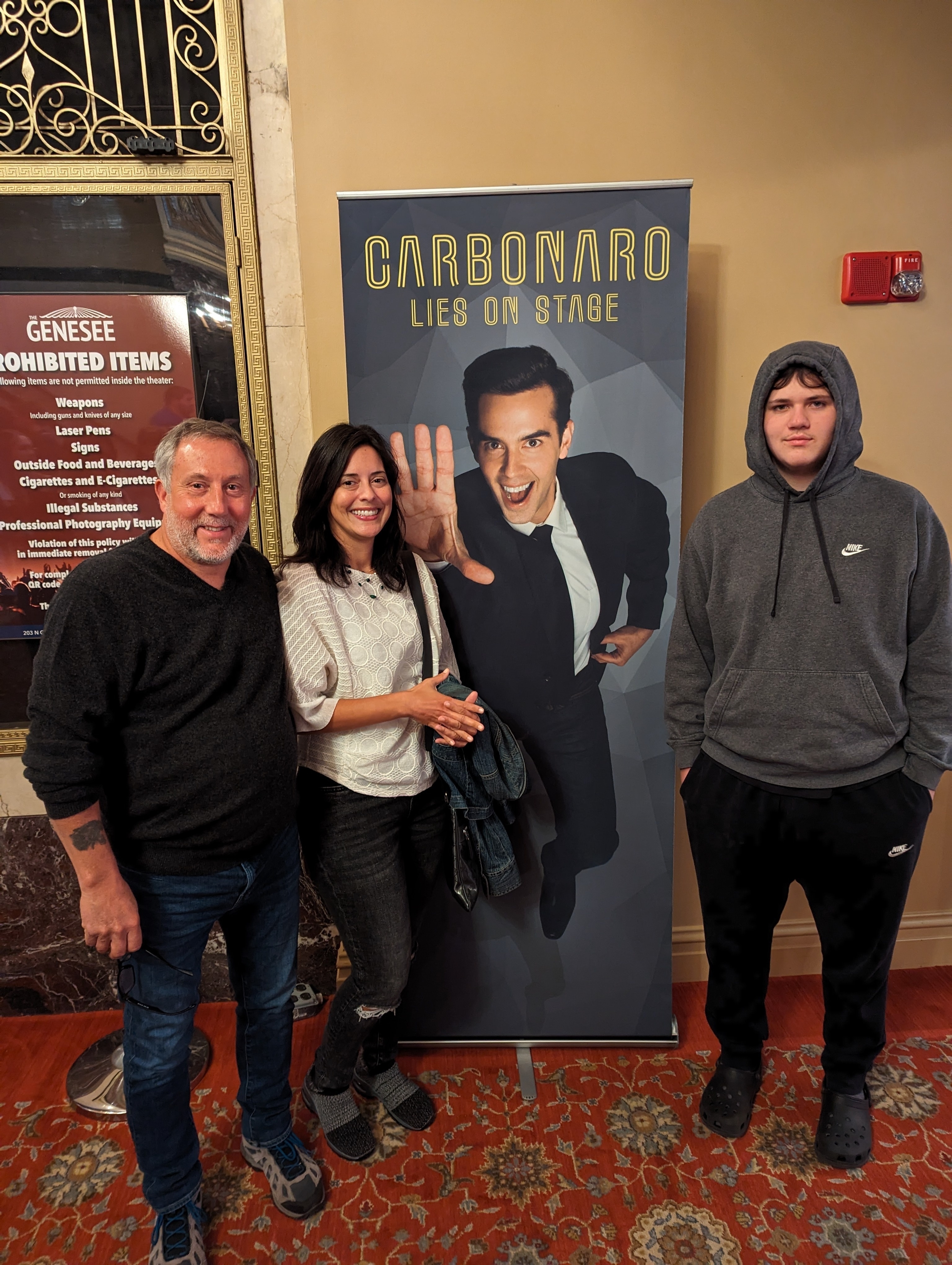 Carbonaro: Lies on Stage