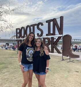 Boots in the Park Presents Blake Shelton, Sam Hunt & More! - VIP