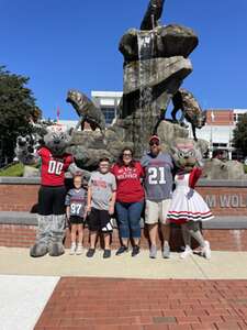 North Carolina State Wolfpack - NCAA Football vs VMI Keydets