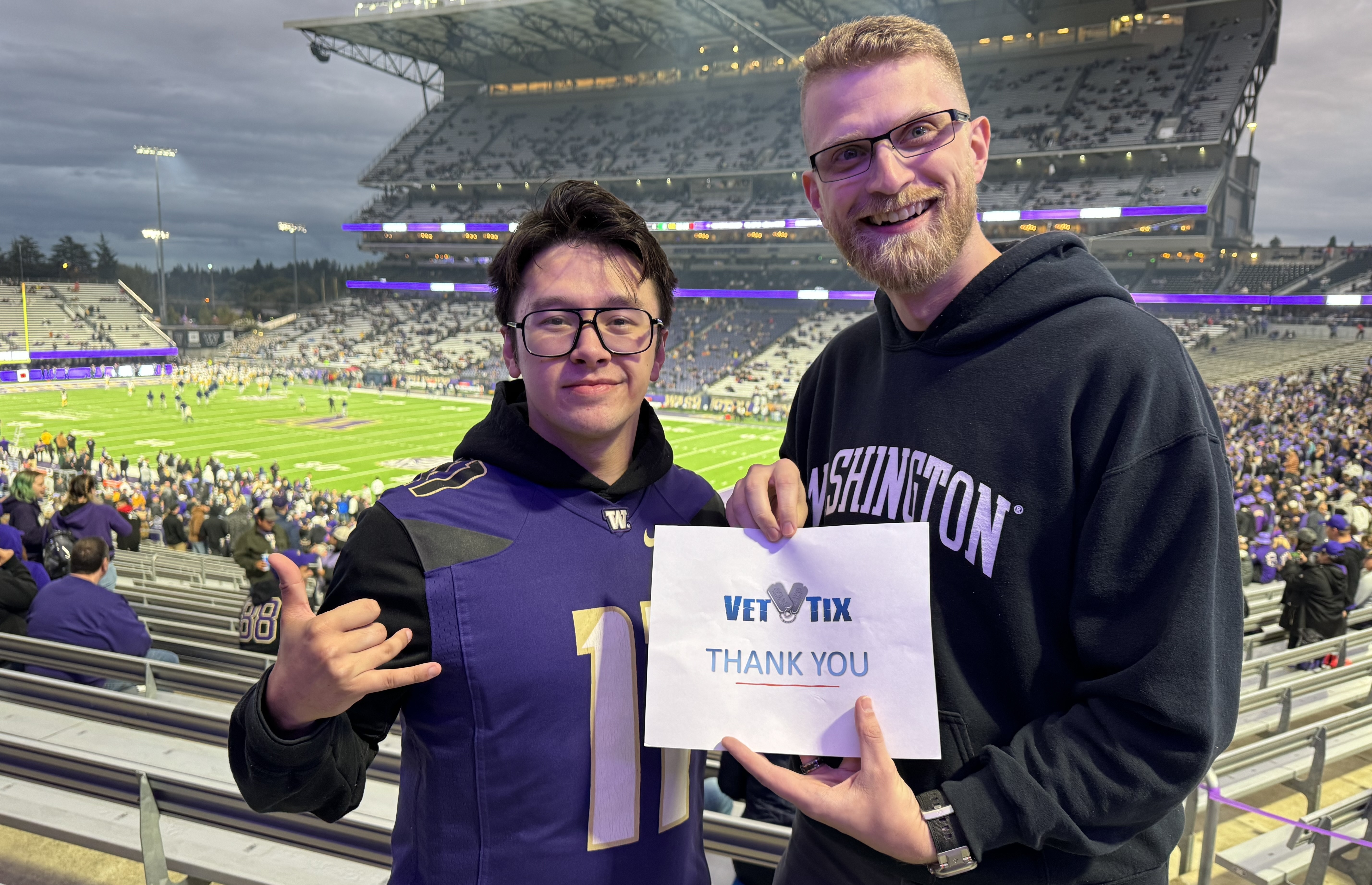 Washington Huskies - NCAA Football vs California Golden Bears