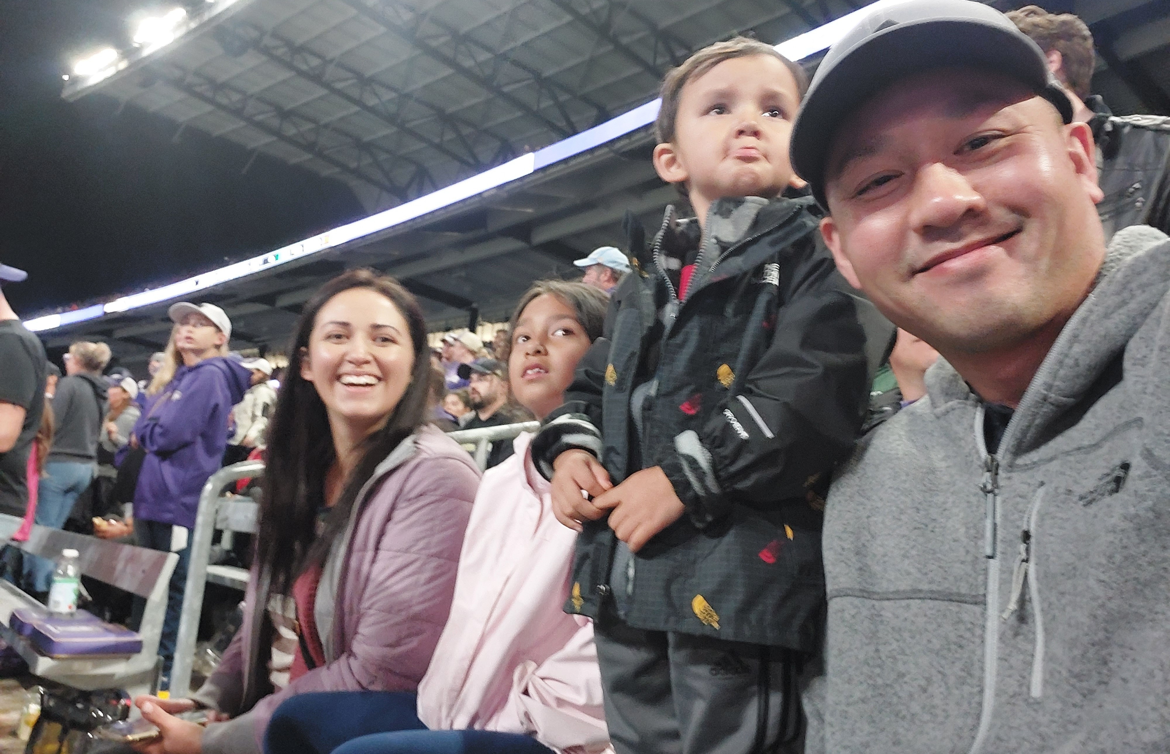 Washington Huskies - NCAA Football vs California Golden Bears