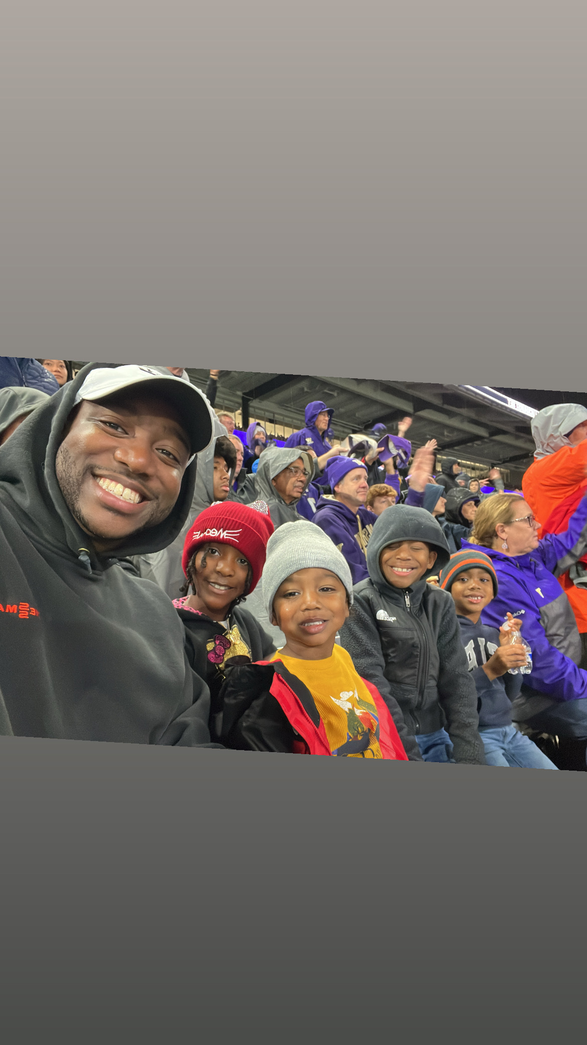 Washington Huskies - NCAA Football vs California Golden Bears