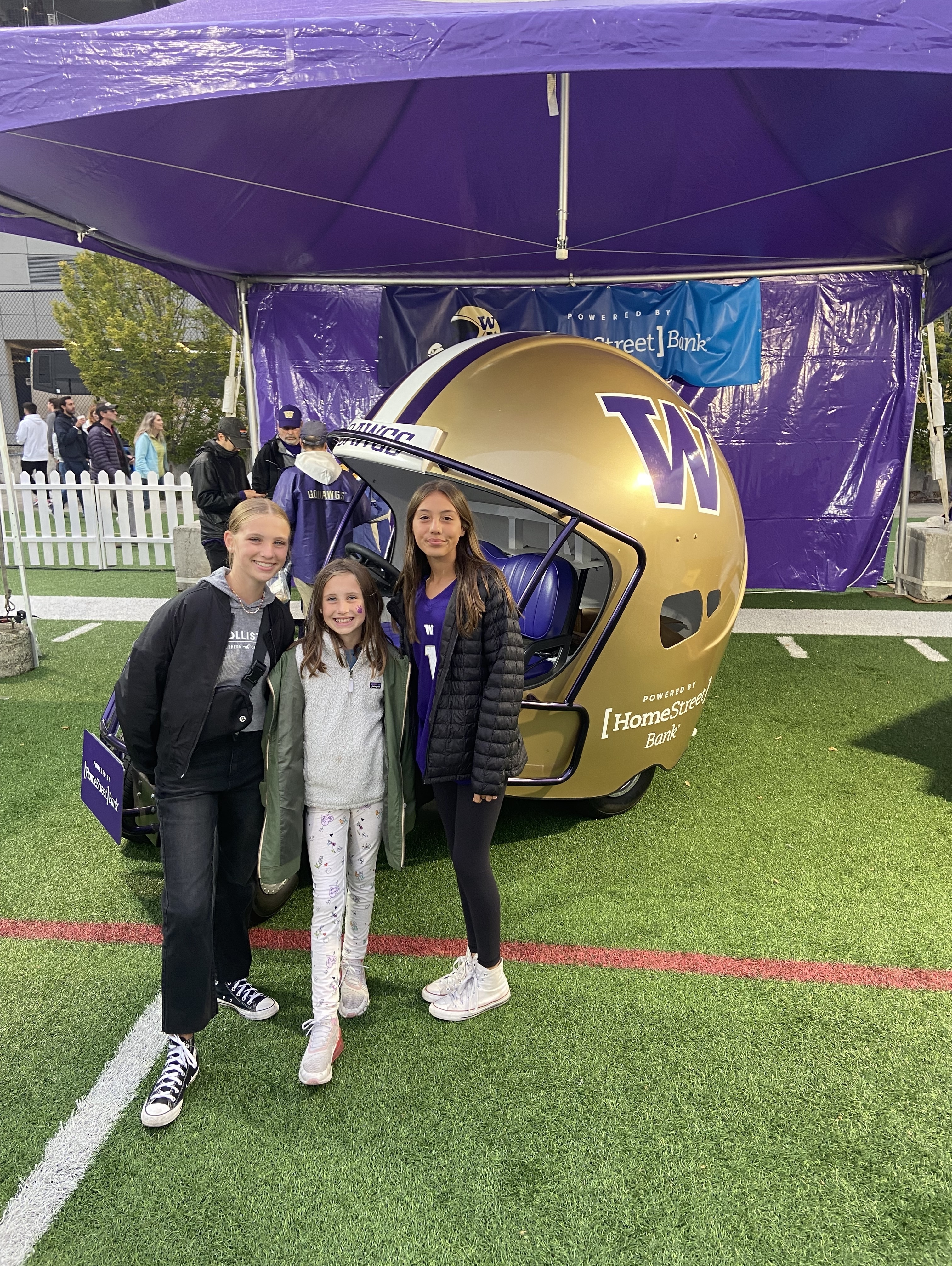 Washington Huskies - NCAA Football vs California Golden Bears