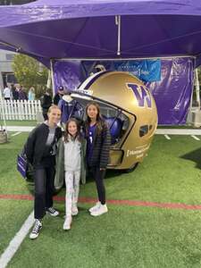 Washington Huskies - NCAA Football vs California Golden Bears