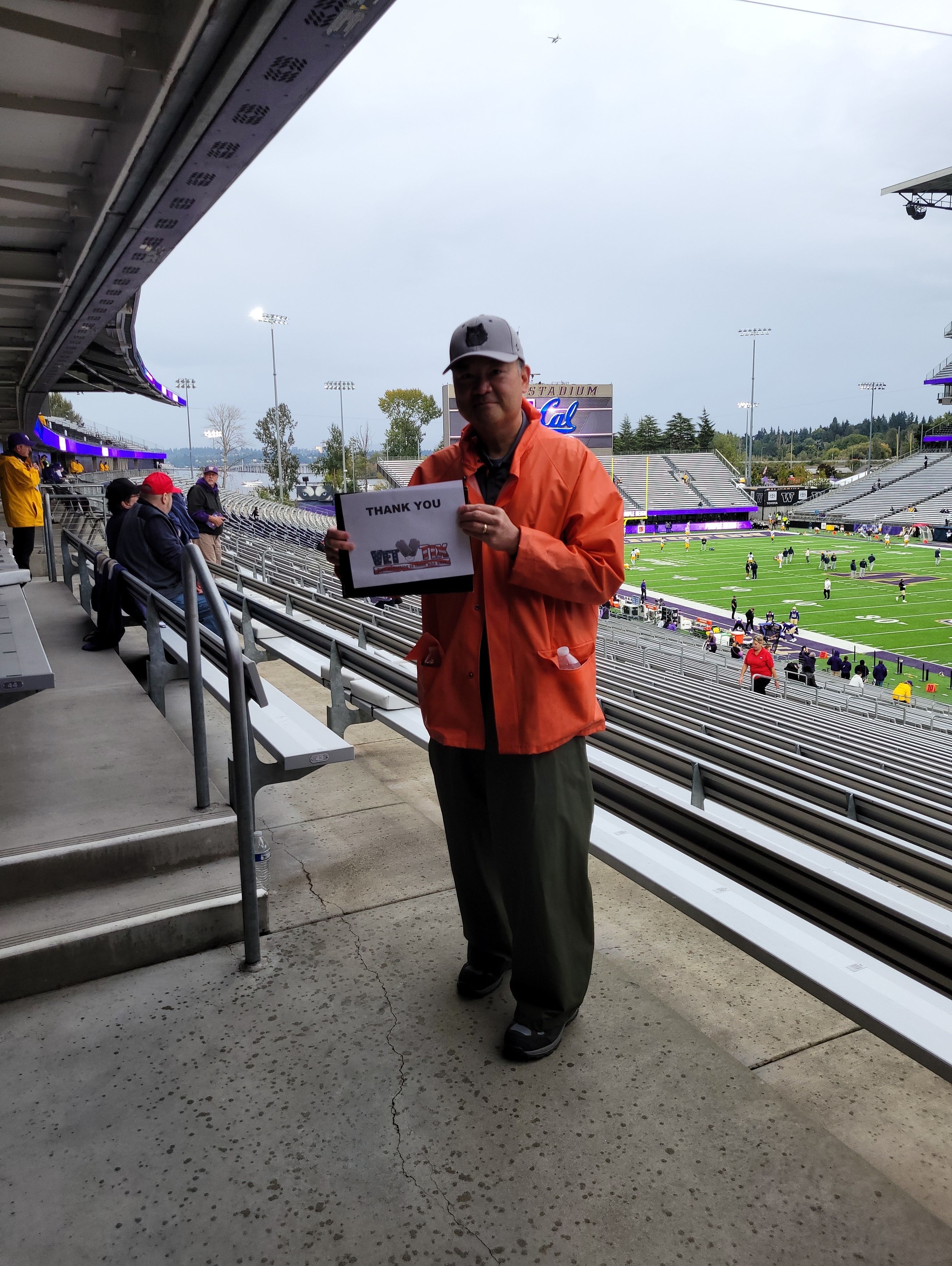 Washington Huskies - NCAA Football vs California Golden Bears