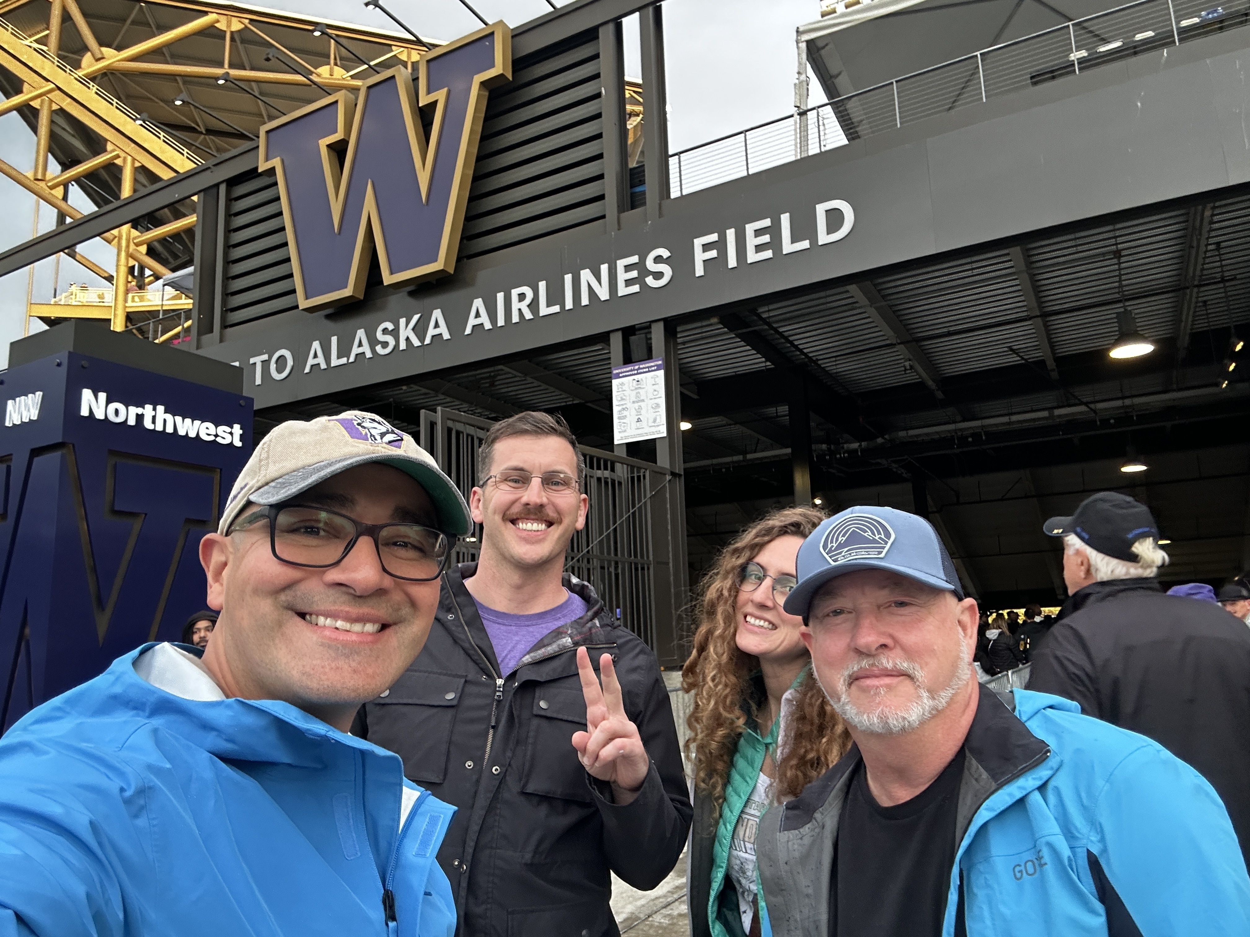 Washington Huskies - NCAA Football vs California Golden Bears