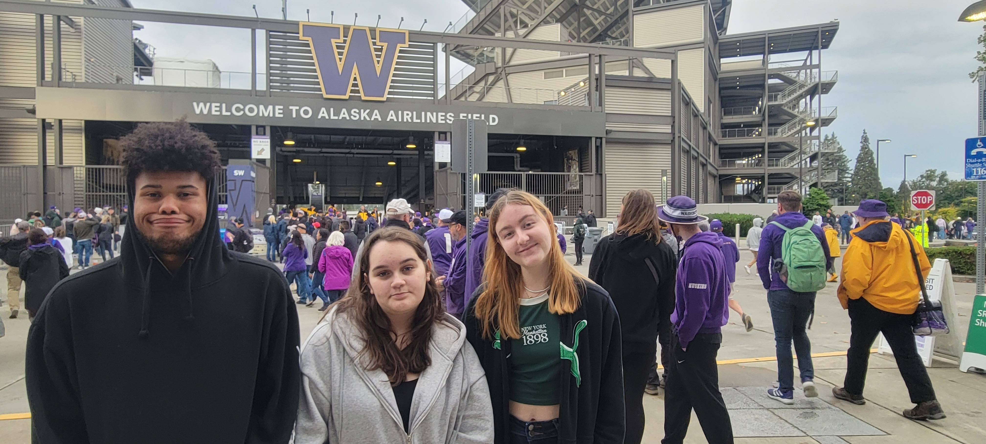 Washington Huskies - NCAA Football vs California Golden Bears
