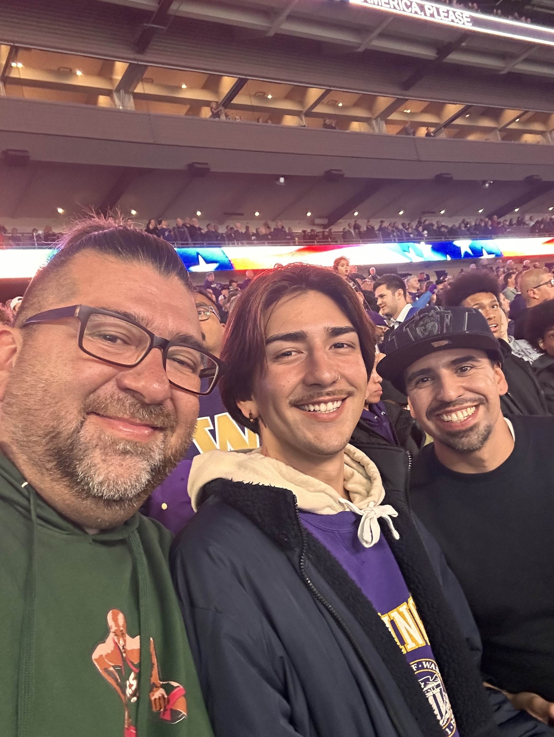 Washington Huskies - NCAA Football vs California Golden Bears