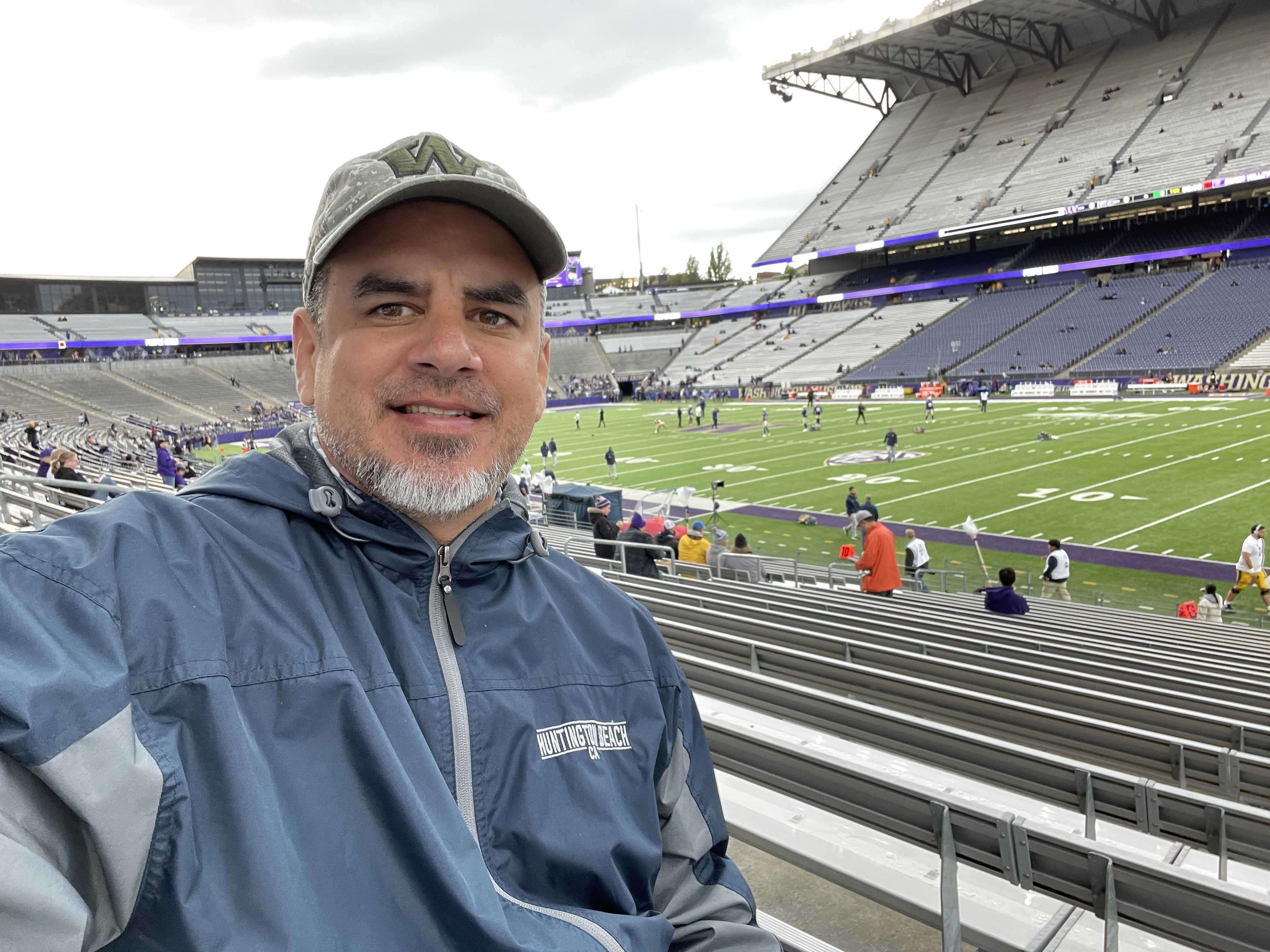 Washington Huskies - NCAA Football vs California Golden Bears