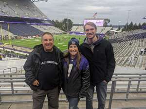 Washington Huskies - NCAA Football vs California Golden Bears