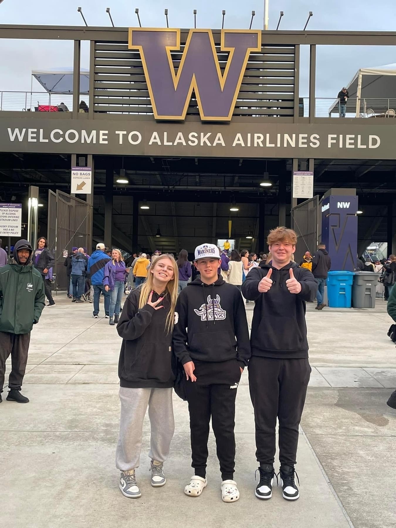 Washington Huskies - NCAA Football vs California Golden Bears
