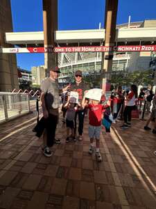 Cincinnati Reds - MLB vs Pittsburgh Pirates