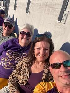 Louisiana State University Tigers - NCAA Football vs Auburn Tigers