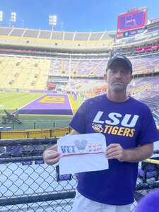 Louisiana State University Tigers - NCAA Football vs Auburn Tigers