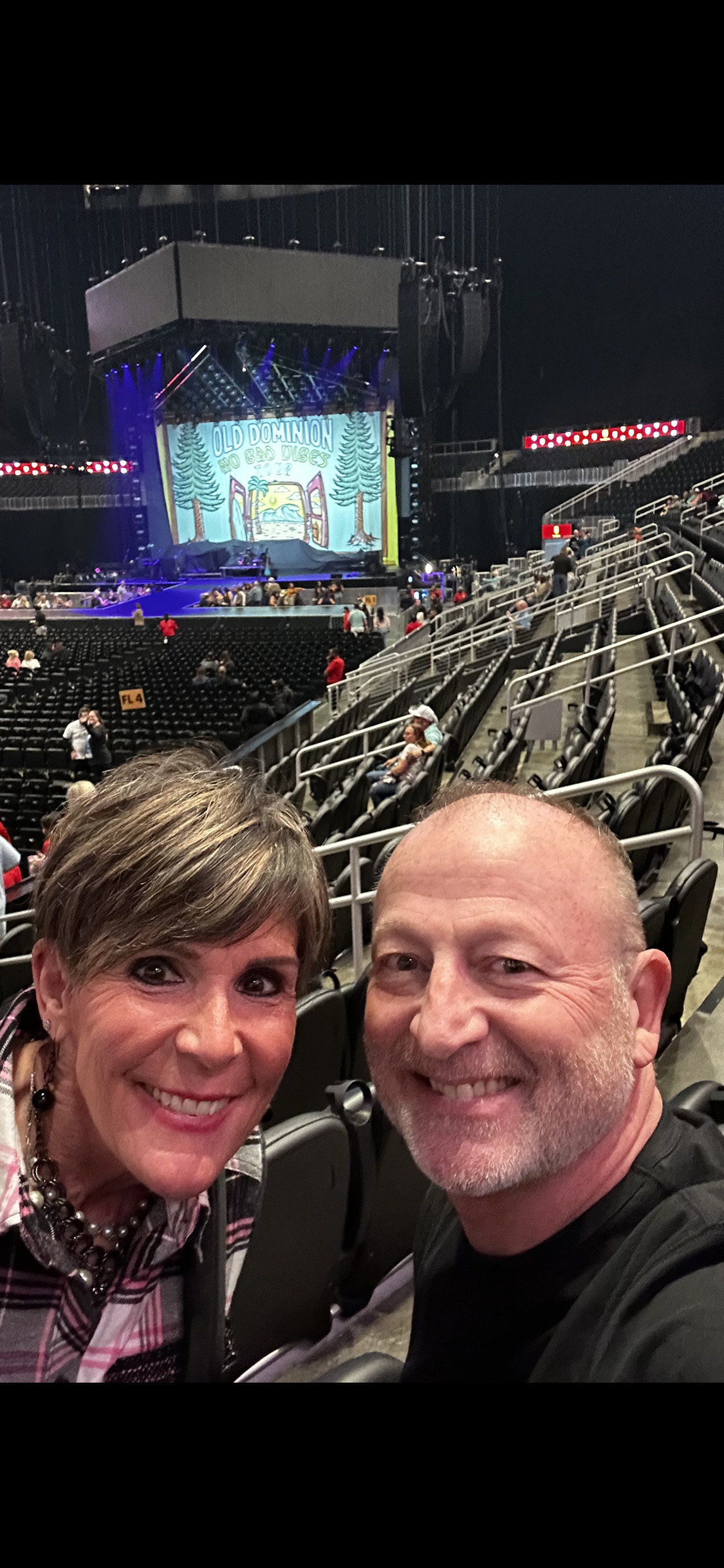 Old Dominion: No Bad Vibes Tour