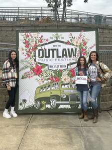 Outlaw Music Festival - Feat. Willie Nelson, the Avett Brothers & More