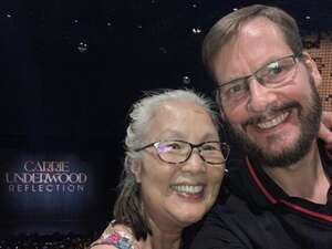 Carrie Underwood: Reflection