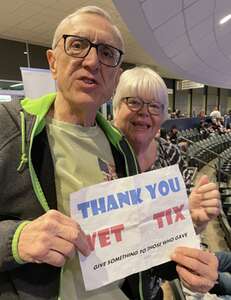 Tucson Roadrunners - AHL vs Chicago Wolves