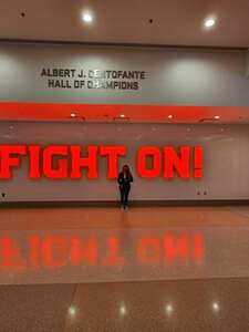 USC Trojans - NCAA Women's Volleyball vs UCLA Bruins