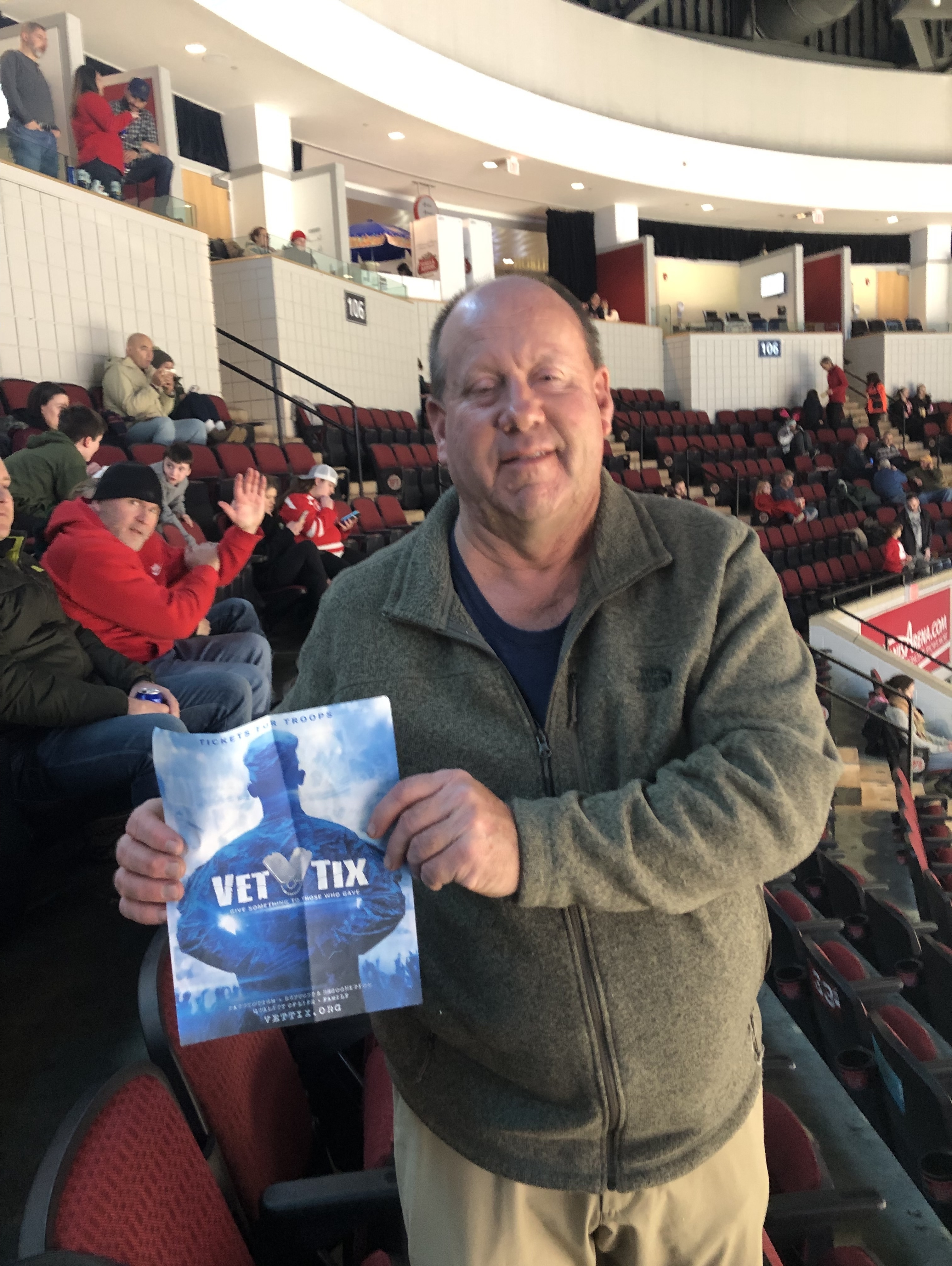 Boston University Terriers - NCAA Men's Hockey vs Simon Fraser Leafs