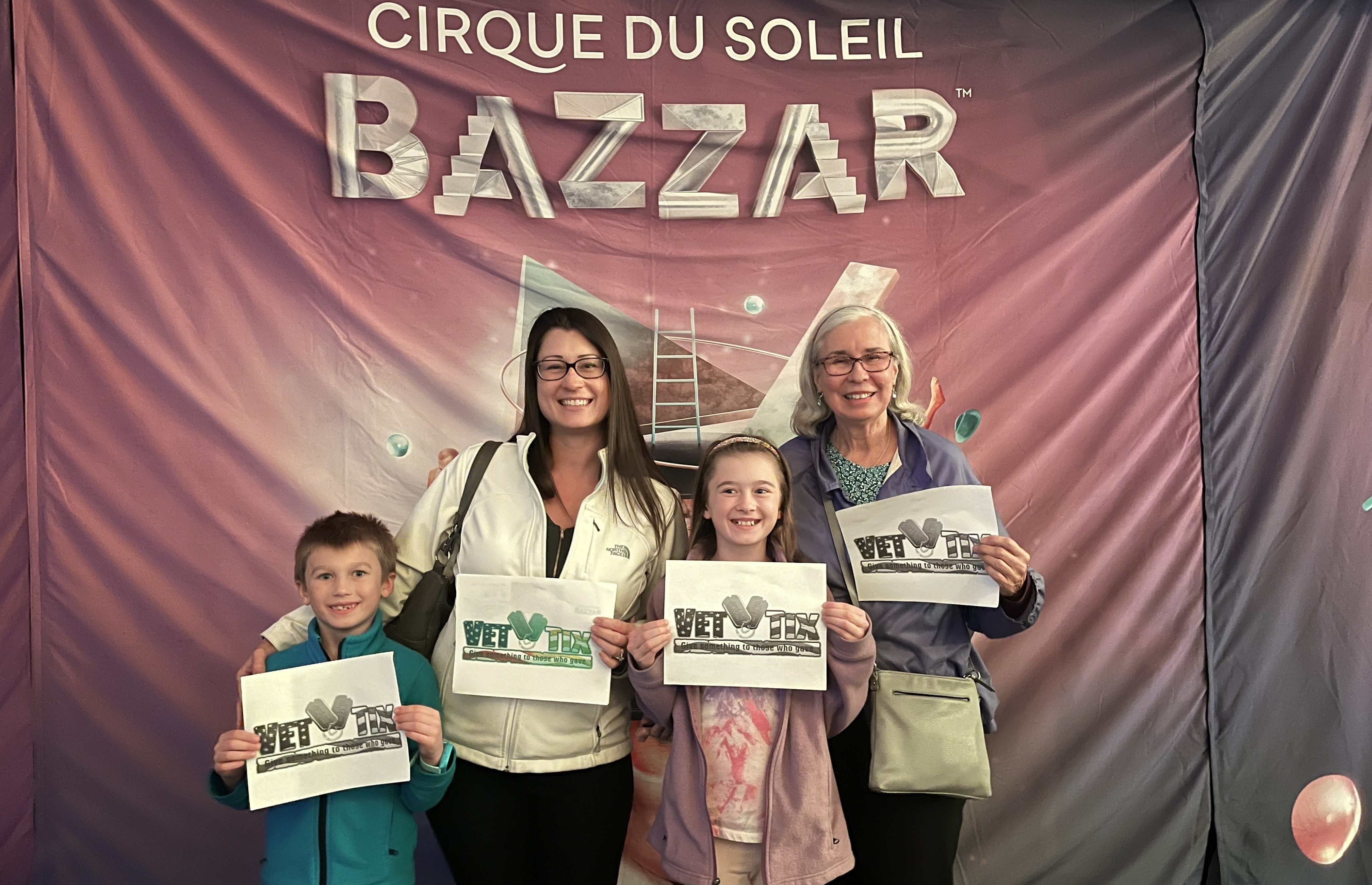 Cirque Du Soleil: Bazzar