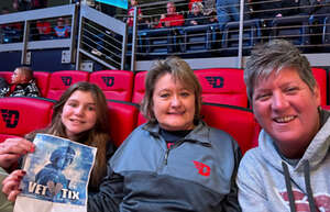 Dayton Flyers - NCAA Men's Basketball vs Youngstown State Penguins