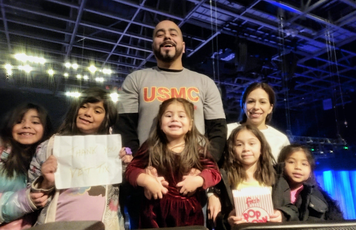 Disney on Ice Presents Find Your Hero
