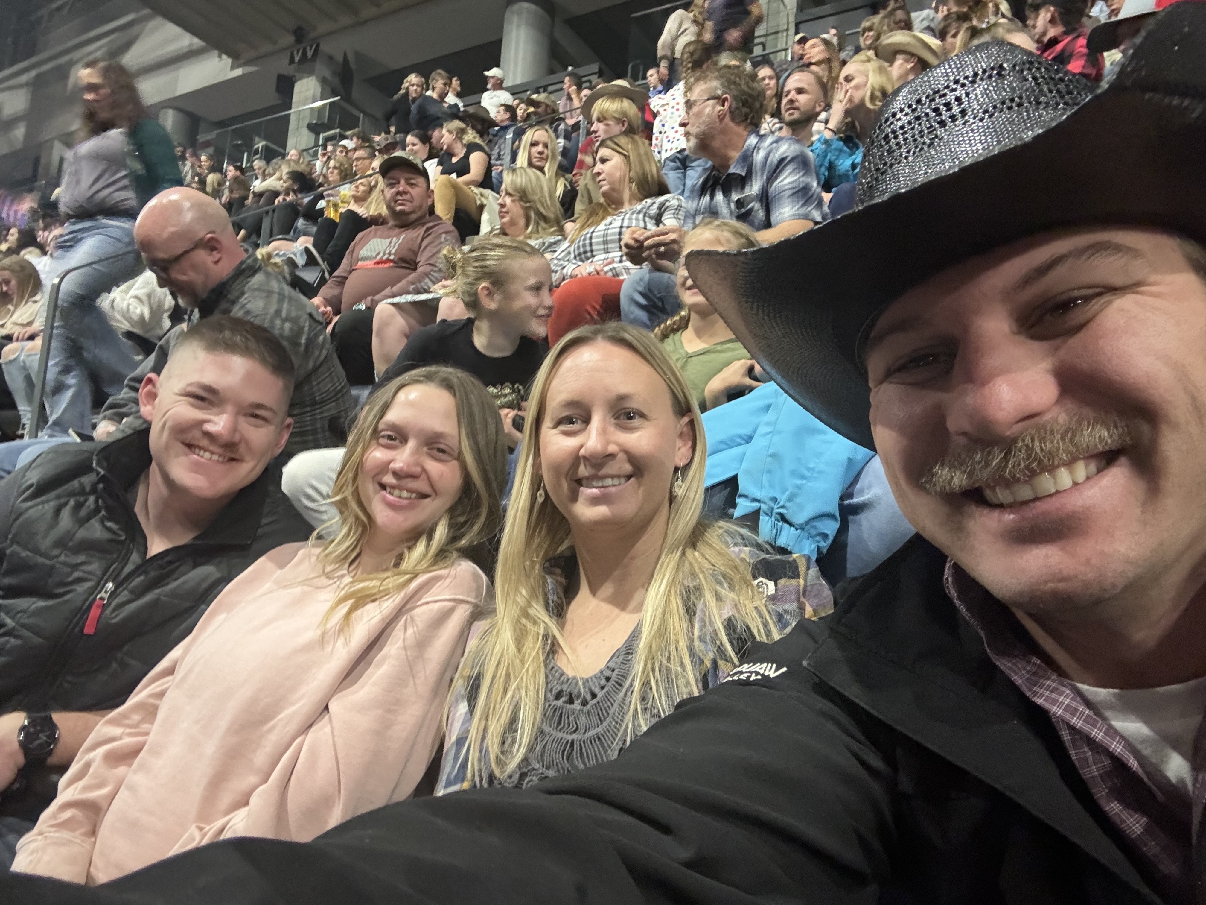 Old Dominion: No Bad Vibes Tour