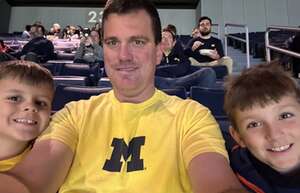 Michigan Wolverines - NCAA Men's Basketball vs Youngstown State Penguins