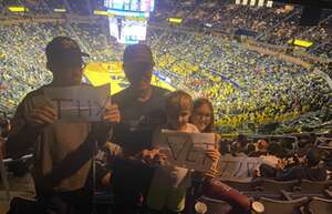 Michigan Wolverines - NCAA Men's Basketball vs Youngstown State Penguins