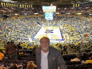 Michigan Wolverines - NCAA Men's Basketball vs Youngstown State Penguins