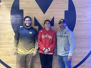 Michigan Wolverines - NCAA Men's Basketball vs Youngstown State Penguins