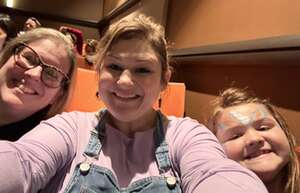 Passengers by the 7 Fingers