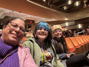 Passengers by the 7 Fingers