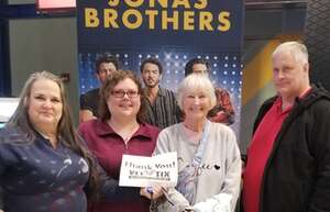 Jonas Brothers: Five Albums. One Night.